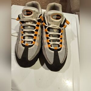 Nike Air Max 95 Mandarin 2010 Size 9